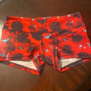 Flow 2.5 inch inseam sunflower shorts